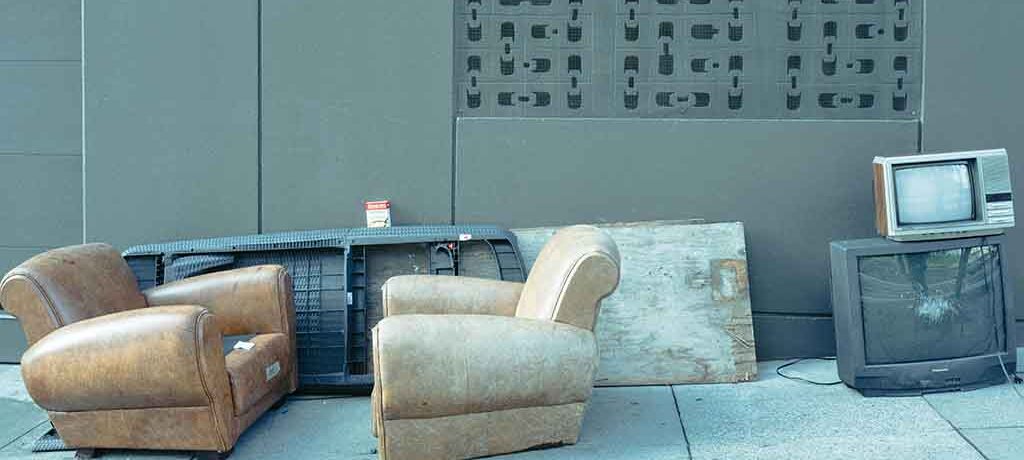 dispose-unwanted-furniture